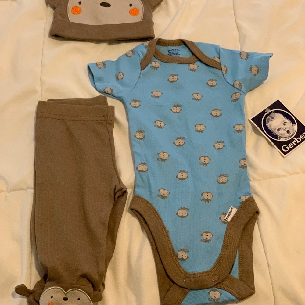 NWT newborn outfit